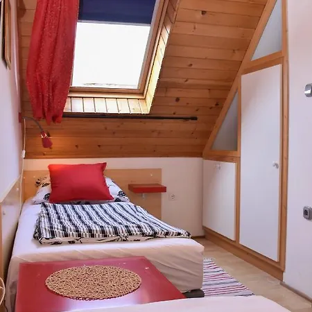 Lenart House 2 Nyaraló